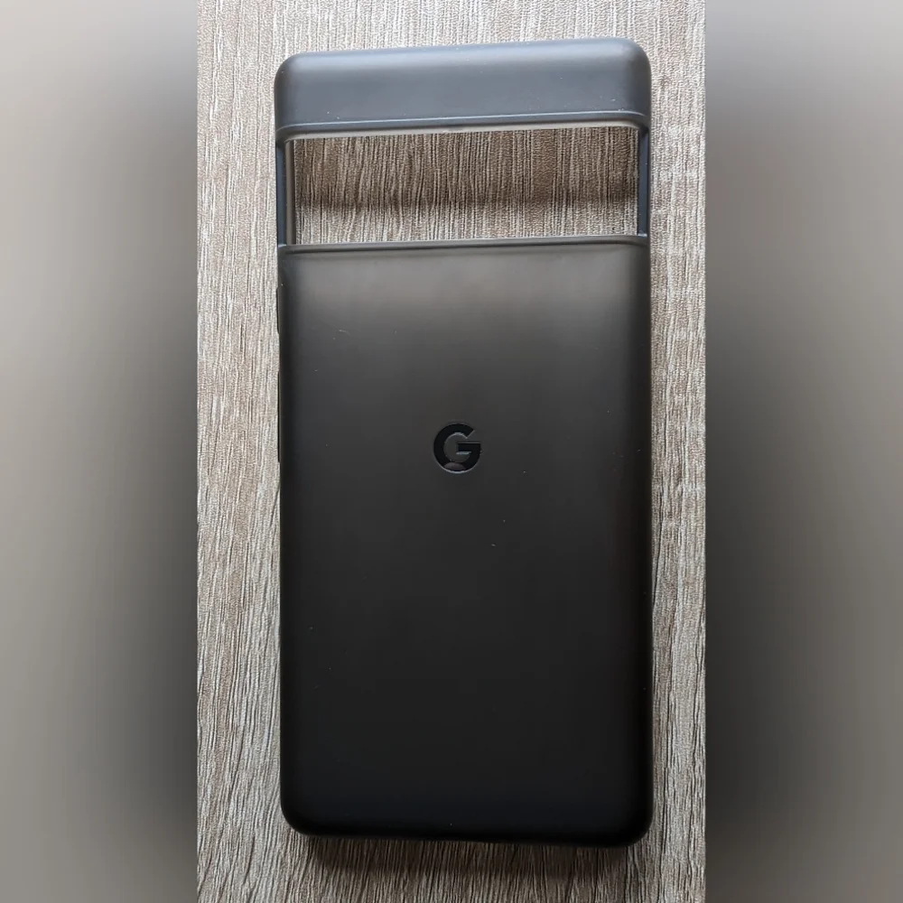 NWOB Genuine Google Pixel 6 Pro Case (Charcoal)